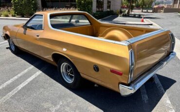 Ford-ranchero-1974-custom-8