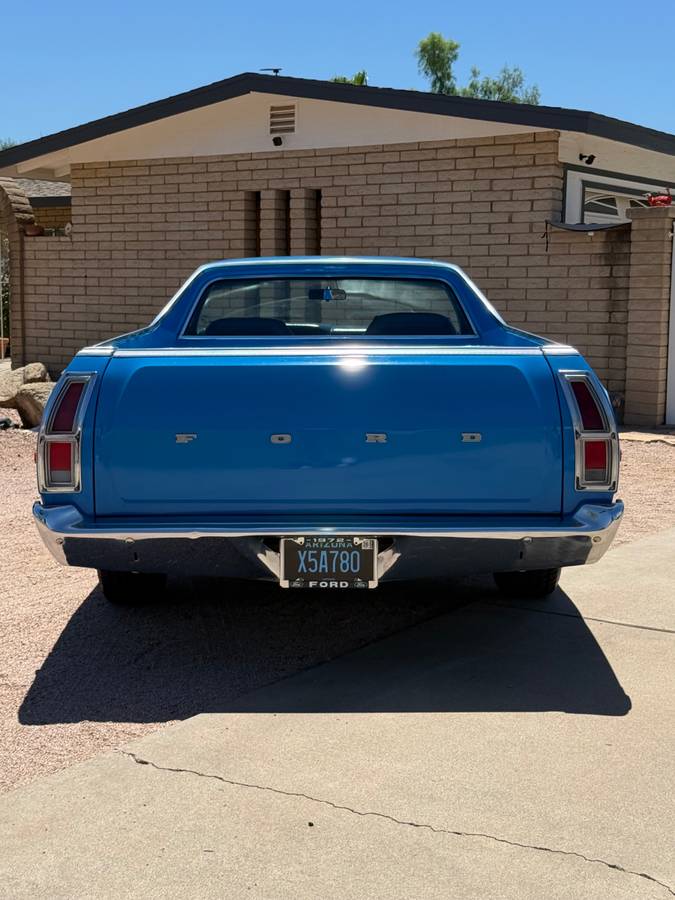Ford-ranchero-gt-1972-blue-4