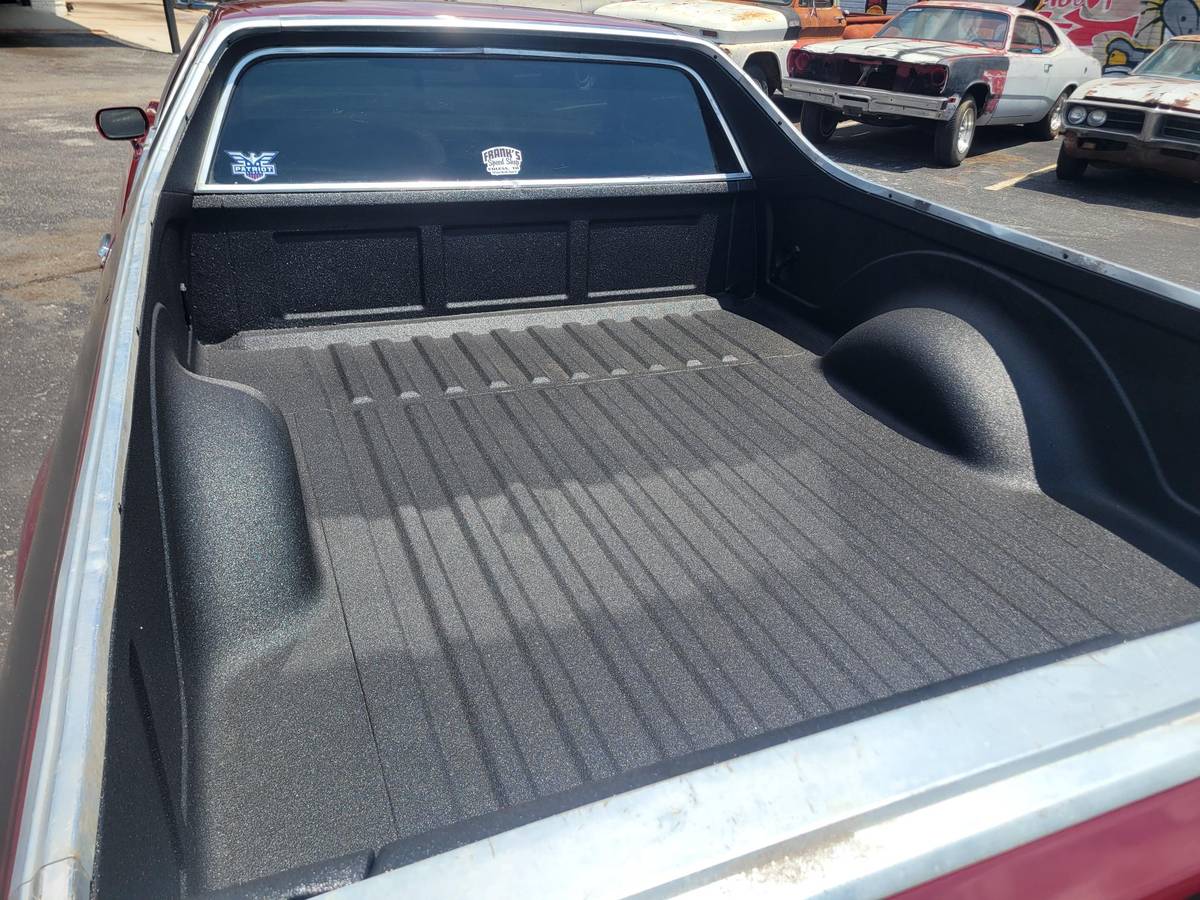 Ford-ranchero-gt-1979-red-1