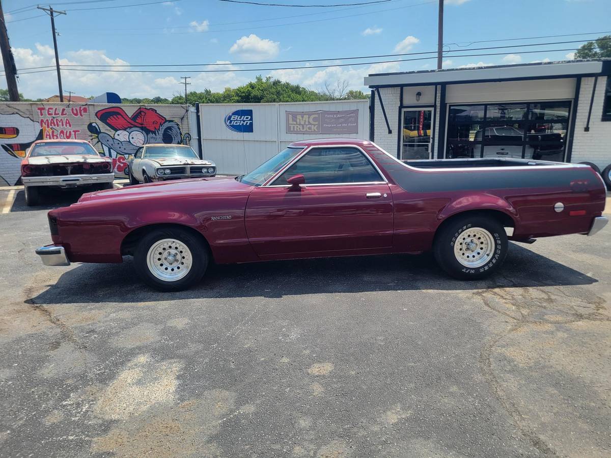Ford-ranchero-gt-1979-red-11