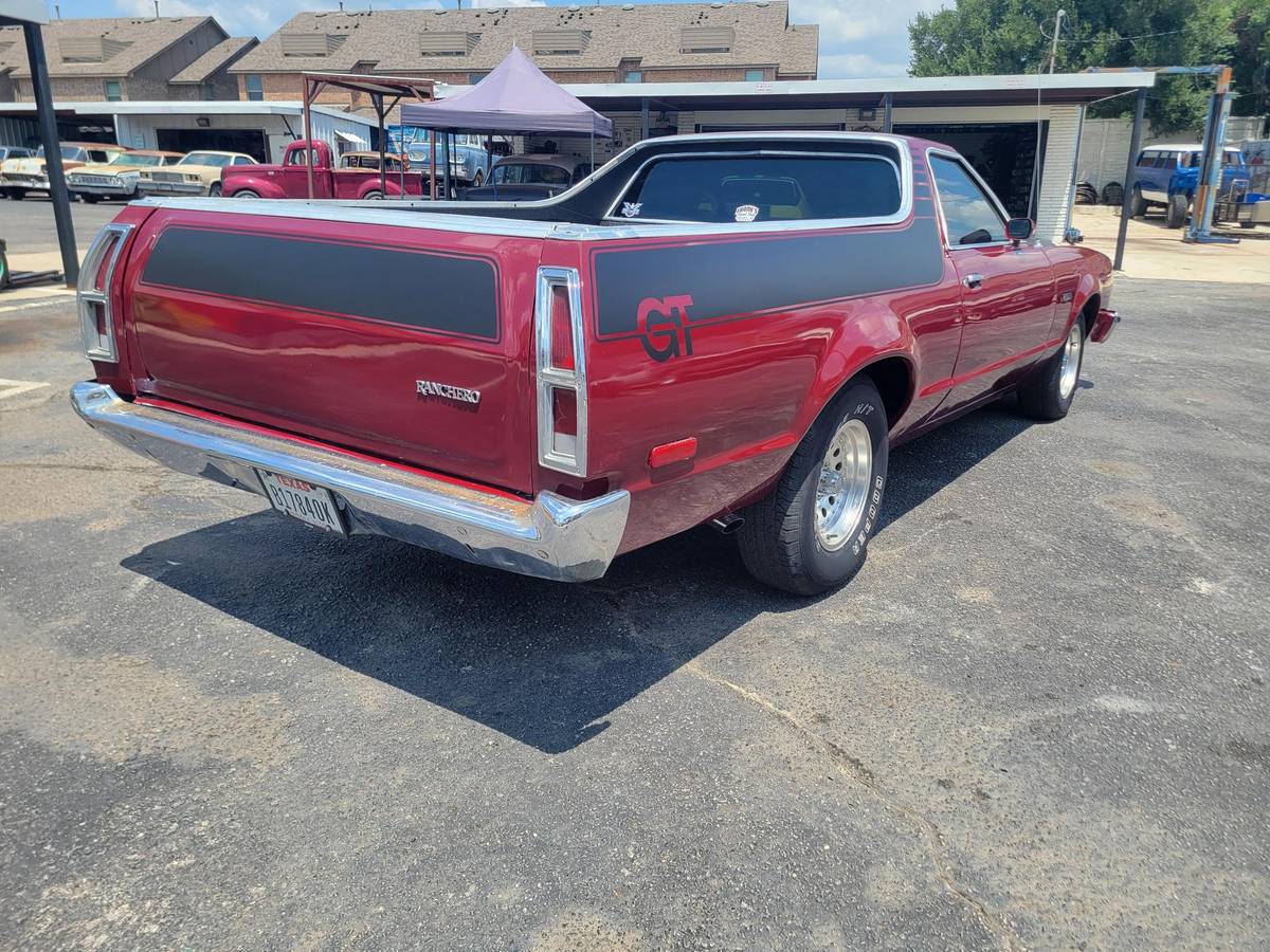 Ford-ranchero-gt-1979-red-14