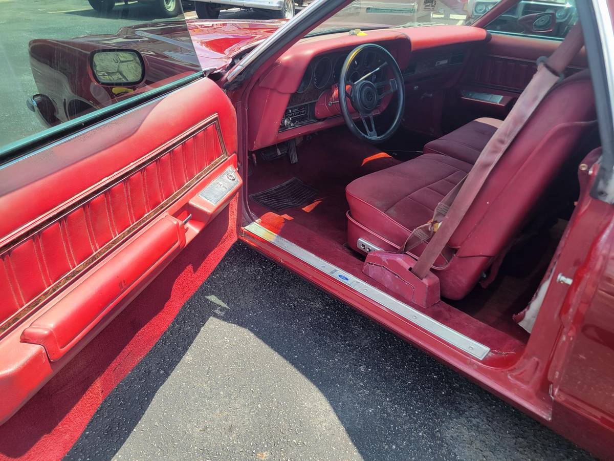 Ford-ranchero-gt-1979-red-2