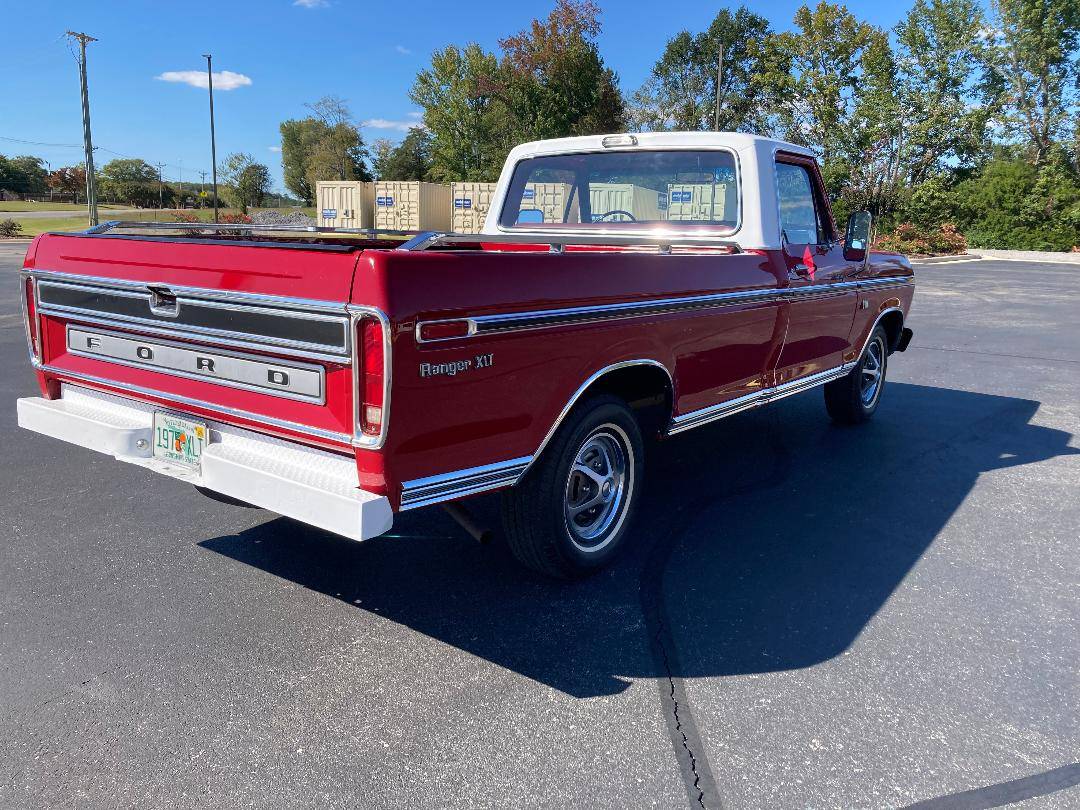 Ford-ranger-1975-red-1