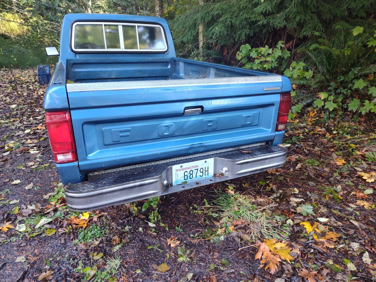Ford-ranger-1985-blue-2