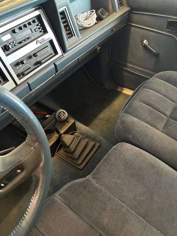 Ford-ranger-2.9l-v6-5-speed-1986-blue