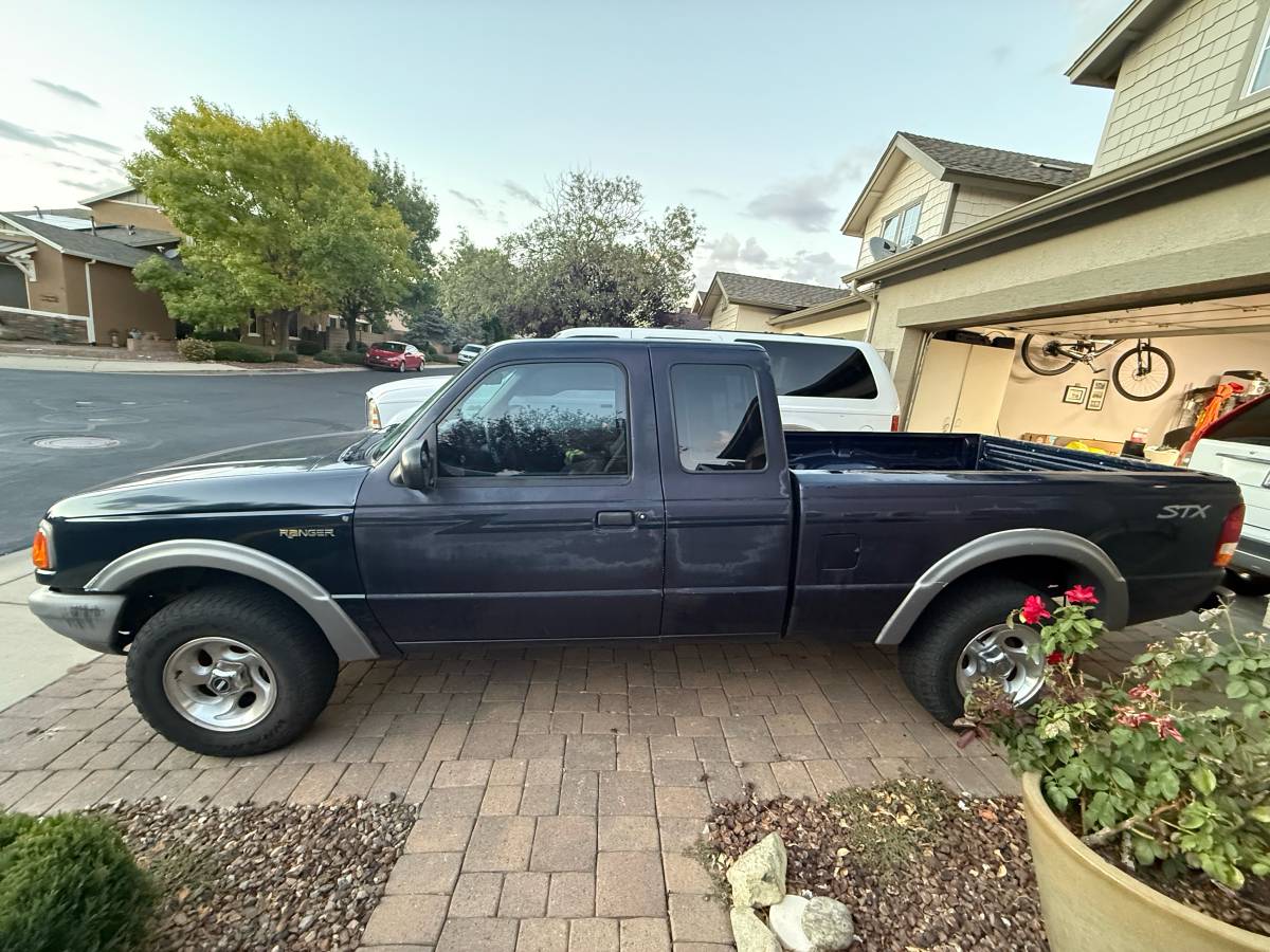 Ford-ranger-super-cab-1996-blue-1