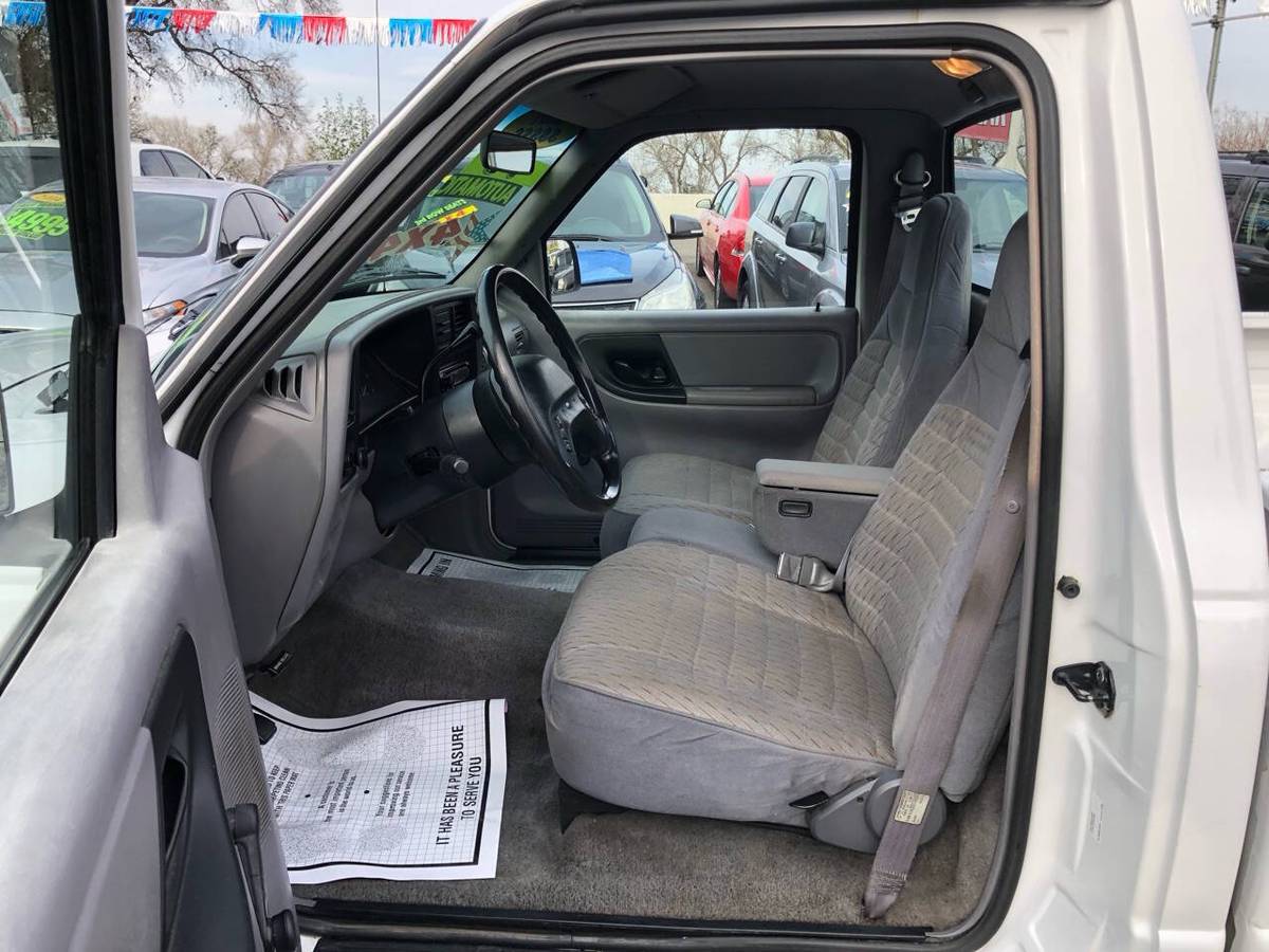 Ford-ranger-xl-1994-white-1