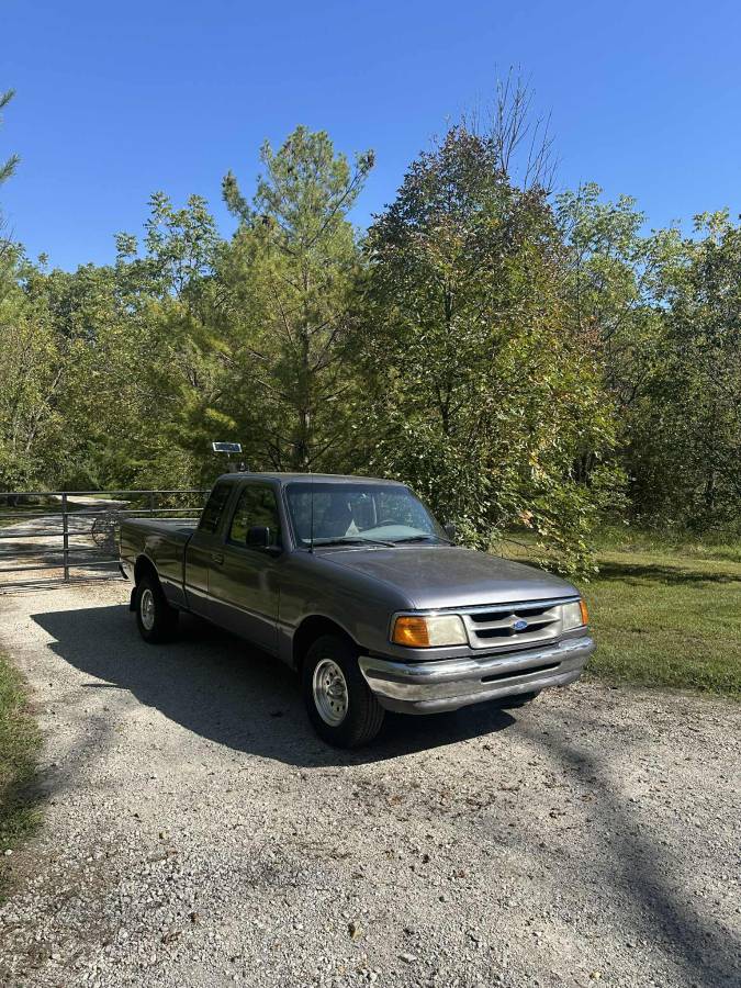 Ford-ranger-xl-1995-grey-2