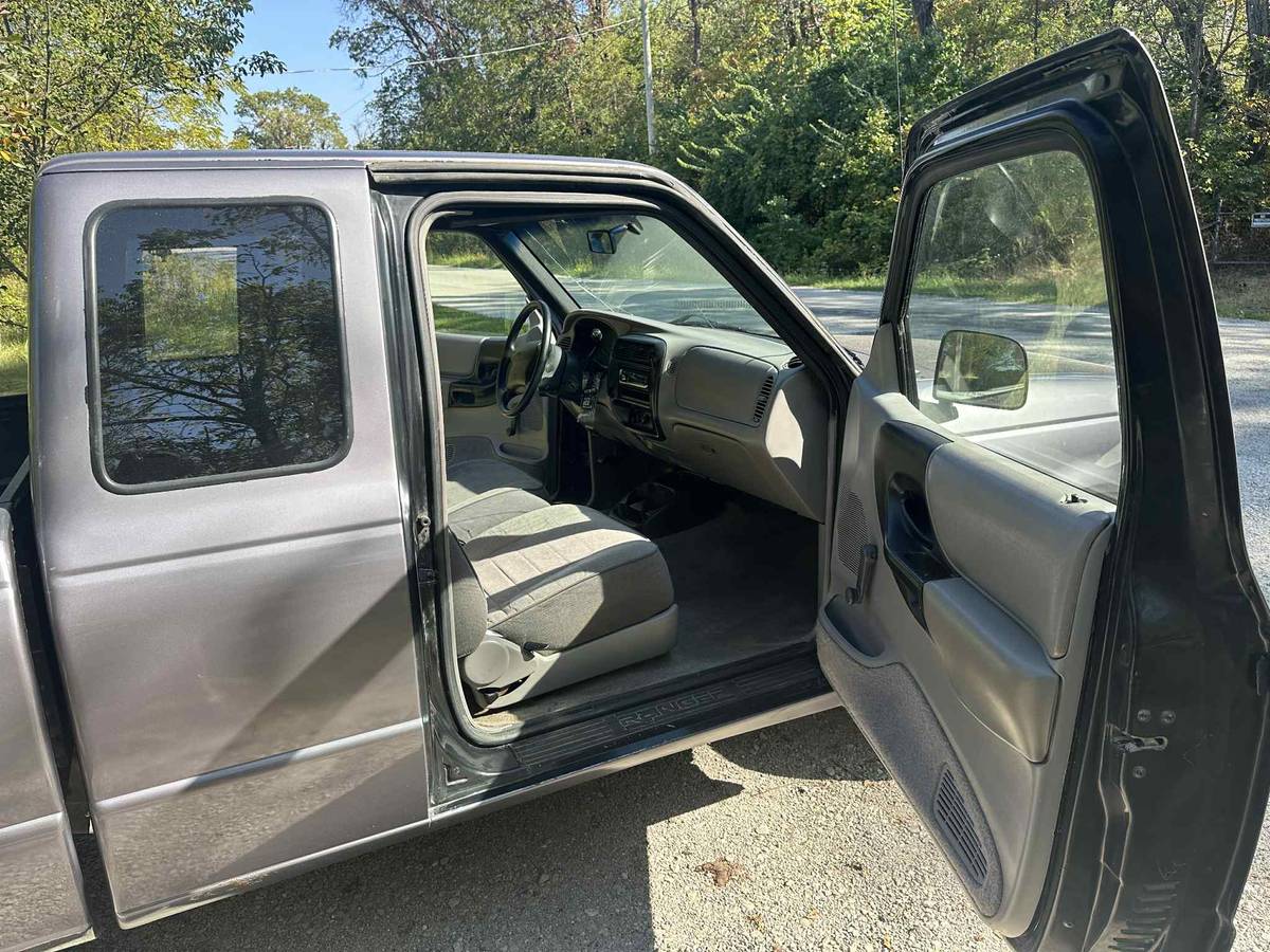 Ford-ranger-xl-1995-grey-5