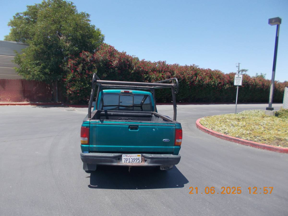 Ford-ranger-xl-1996-green-5
