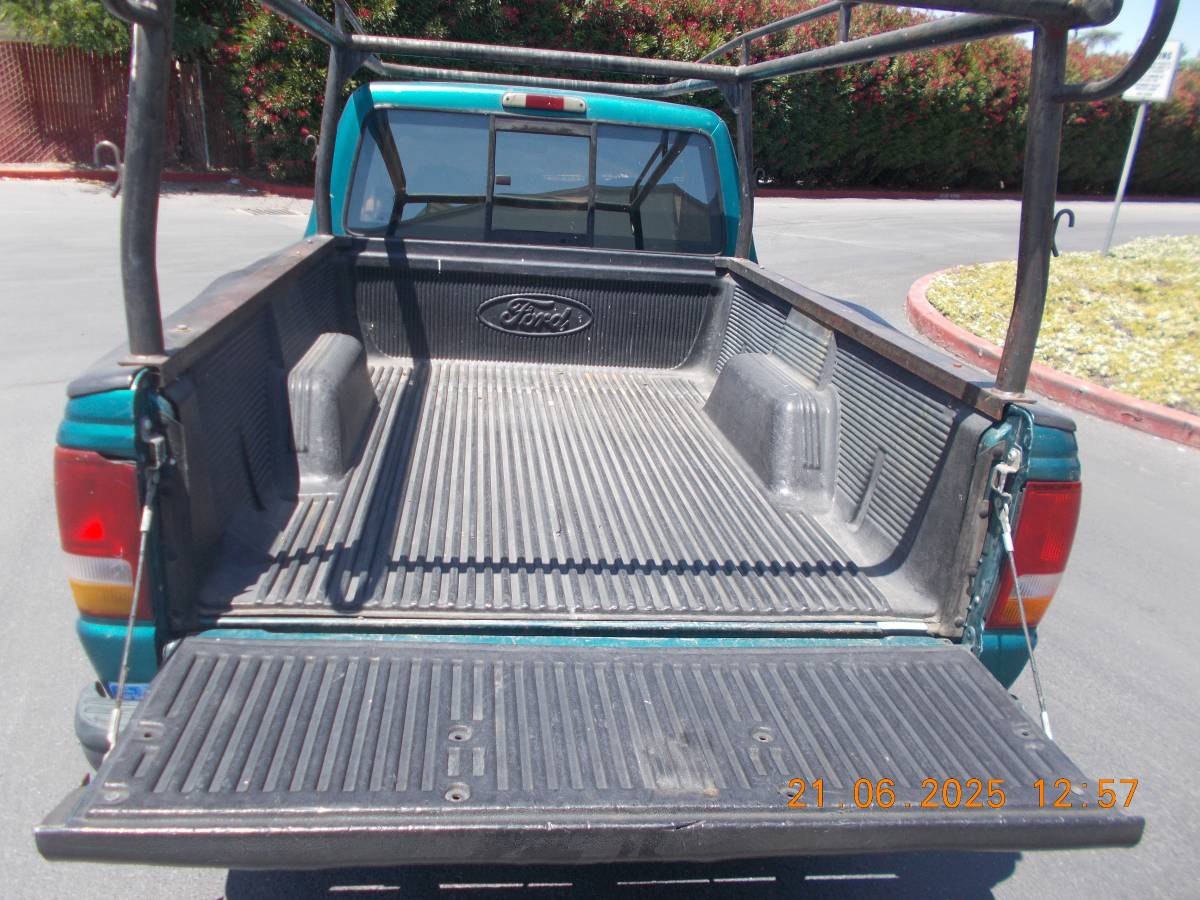 Ford-ranger-xl-1996-green-6