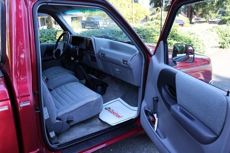 Ford-ranger-xl-85k-miles-1994-red-36