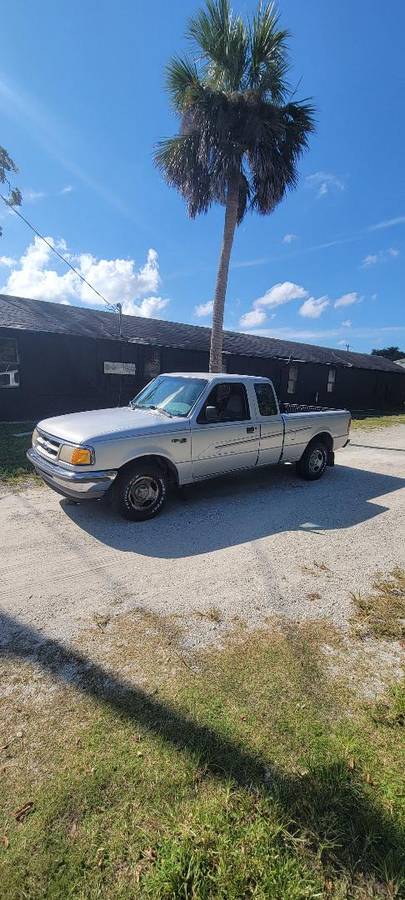 Ford-ranger-xlt-1996-silver-1