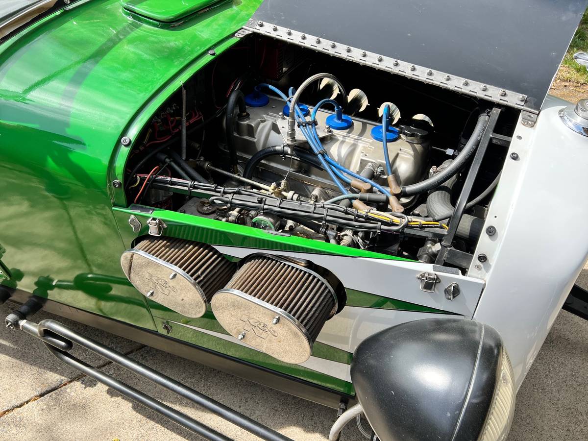 Ford-roadster-1929-green-10