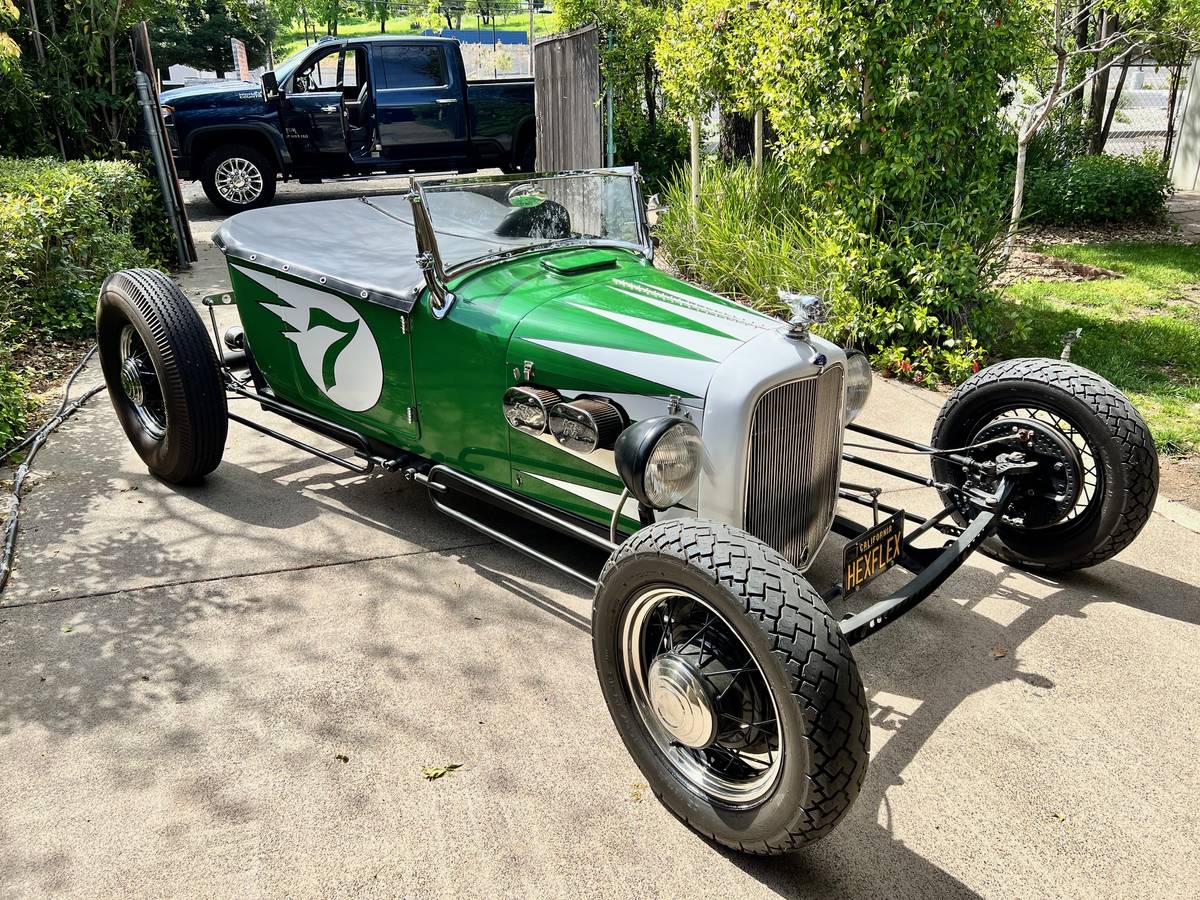 Ford-roadster-1929-green-3