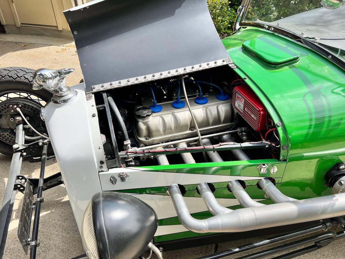 Ford-roadster-1929-green-4