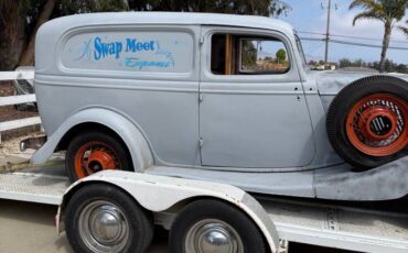 Ford-sedan-delivery-1934-15