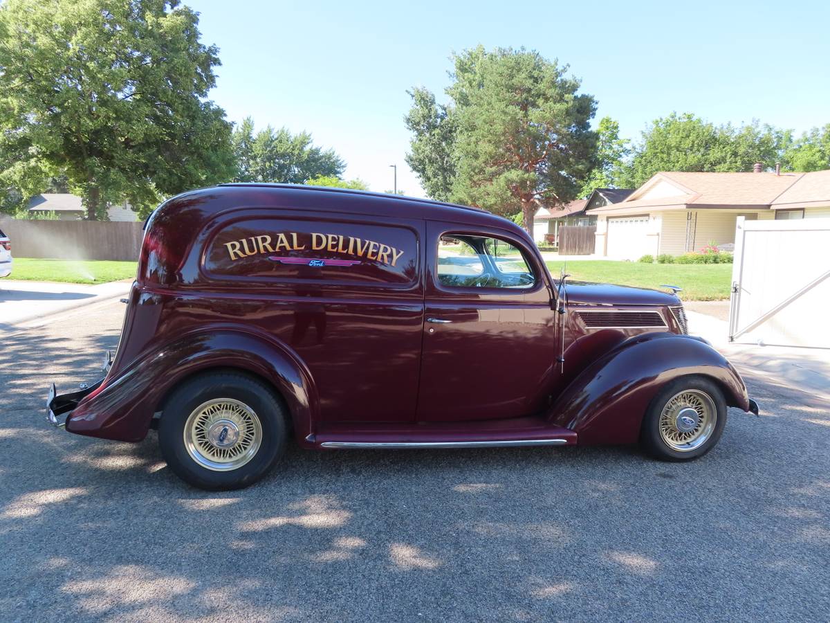 Ford-sedan-delivery-1937-1