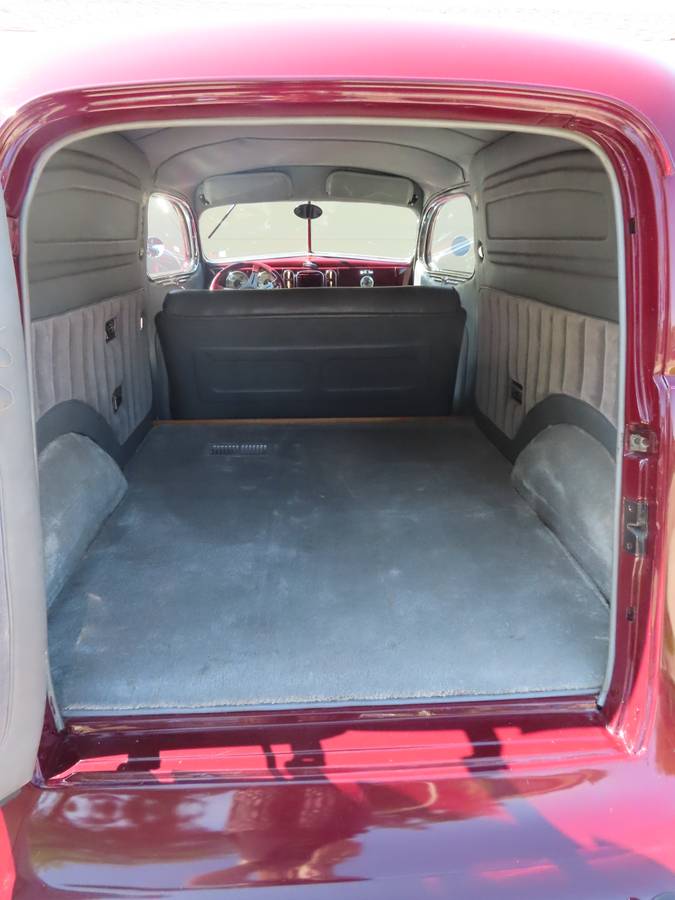 Ford-sedan-delivery-1937-3