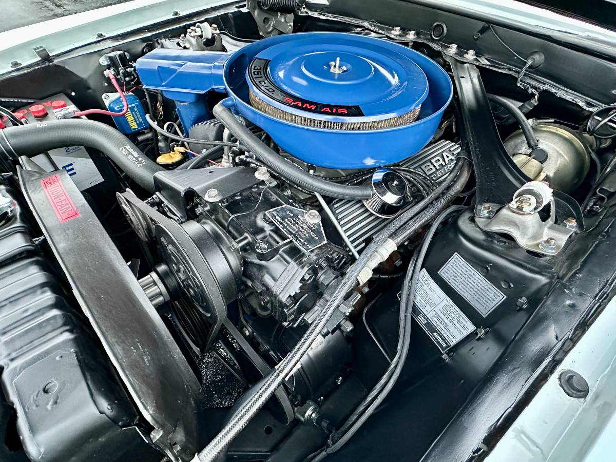 Ford-shelby-gt350-fastback-1969-grey-18