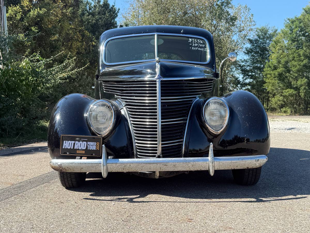 Ford-standard-1938-black-3