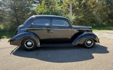 Ford-standard-1938-black-4