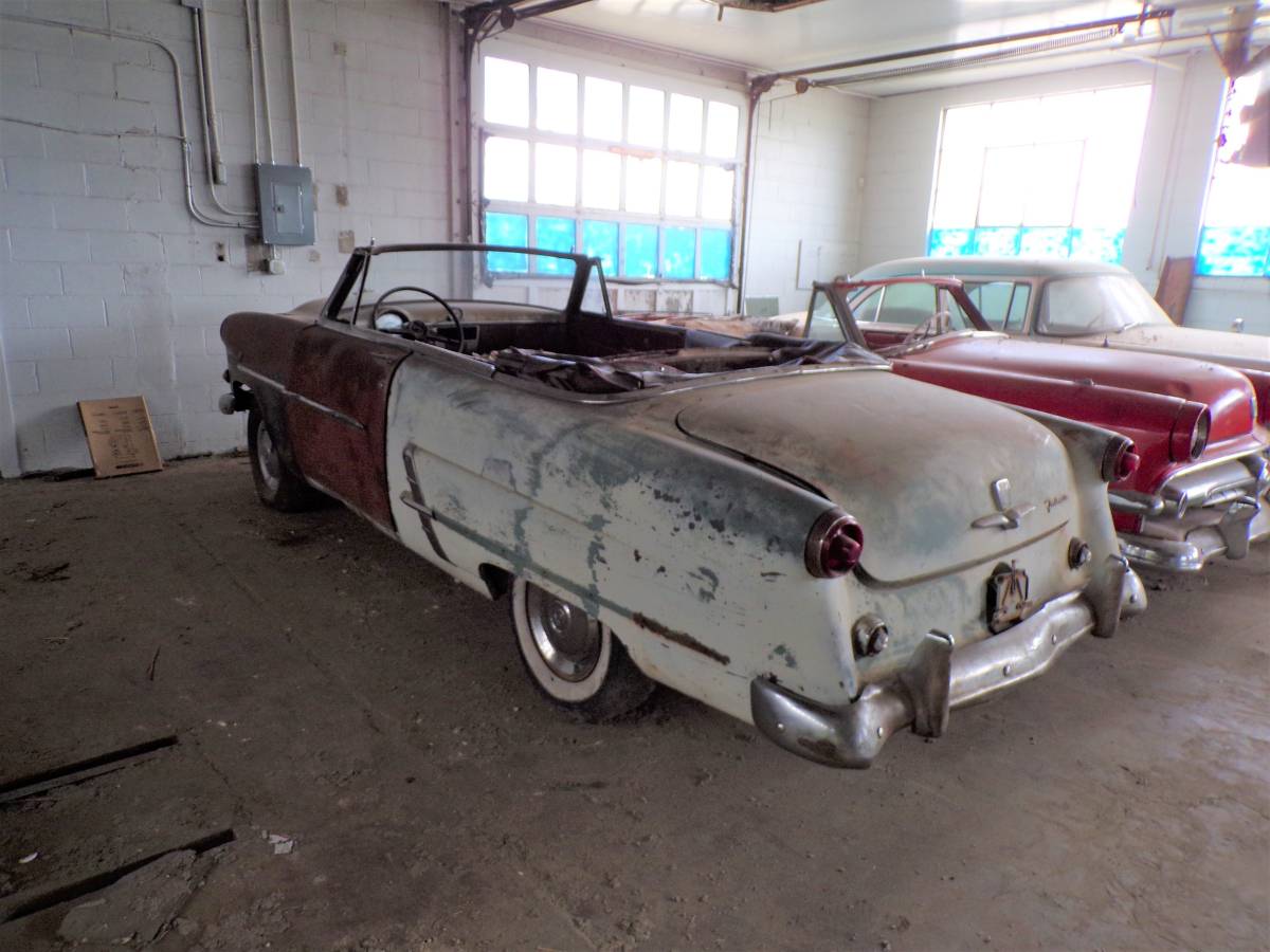 Ford-sunliner-1953-red-1