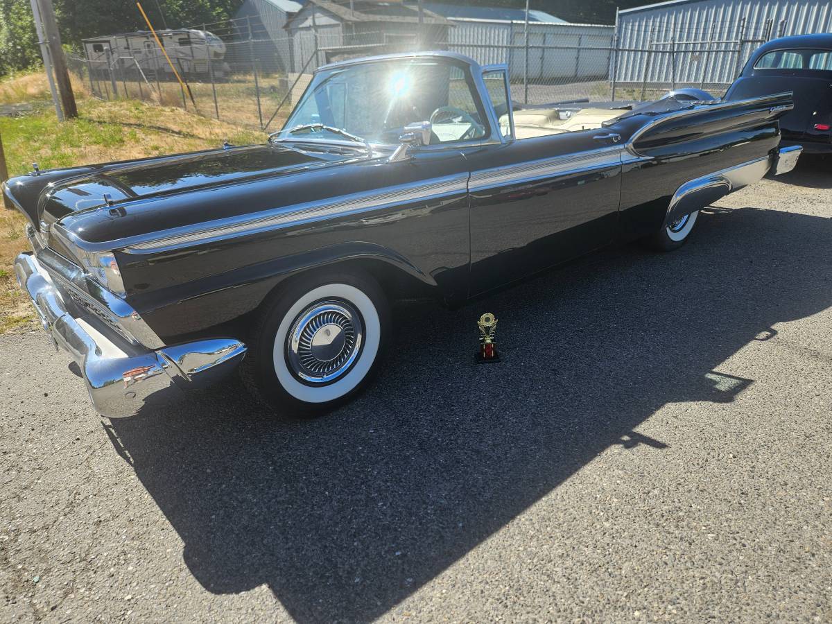 Ford-sunliner-convertible-1959-3