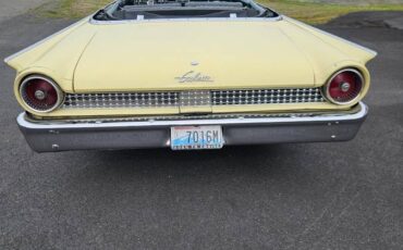 Ford-sunliner-convertible-1961-2