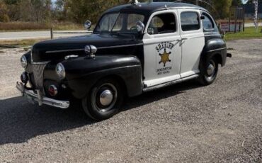 Ford-super-deluxe-1941-black-1