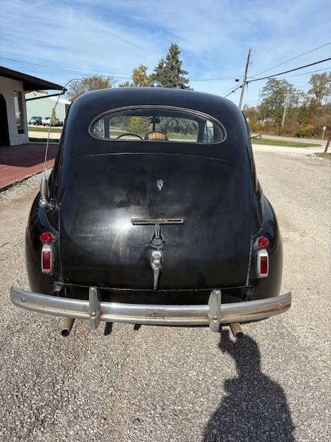 Ford-super-deluxe-1941-black-2