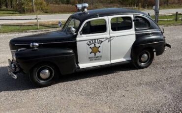 Ford-super-deluxe-1941-black-5