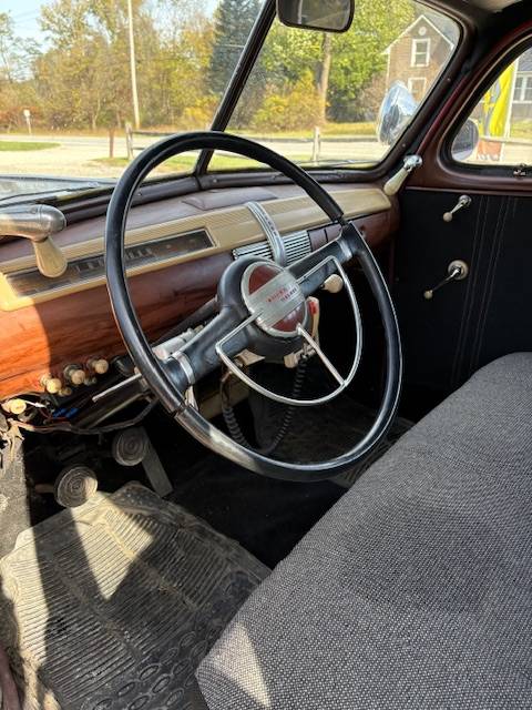 Ford-super-deluxe-1941-black-8
