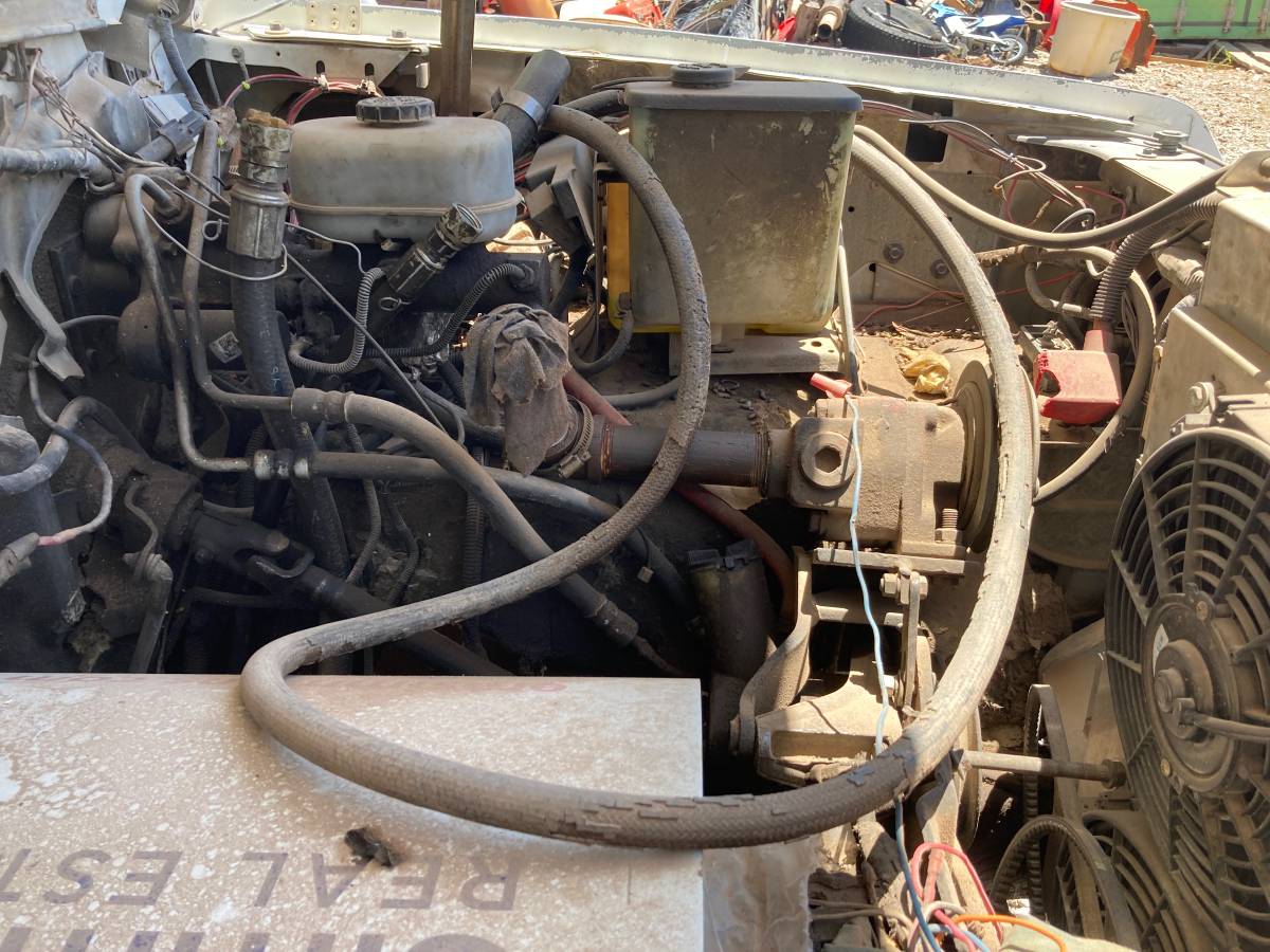 Ford-superduty-7.3-idi-diesel-1991-white-15