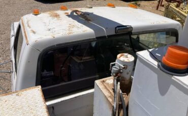 Ford-superduty-7.3-idi-diesel-1991-white-6