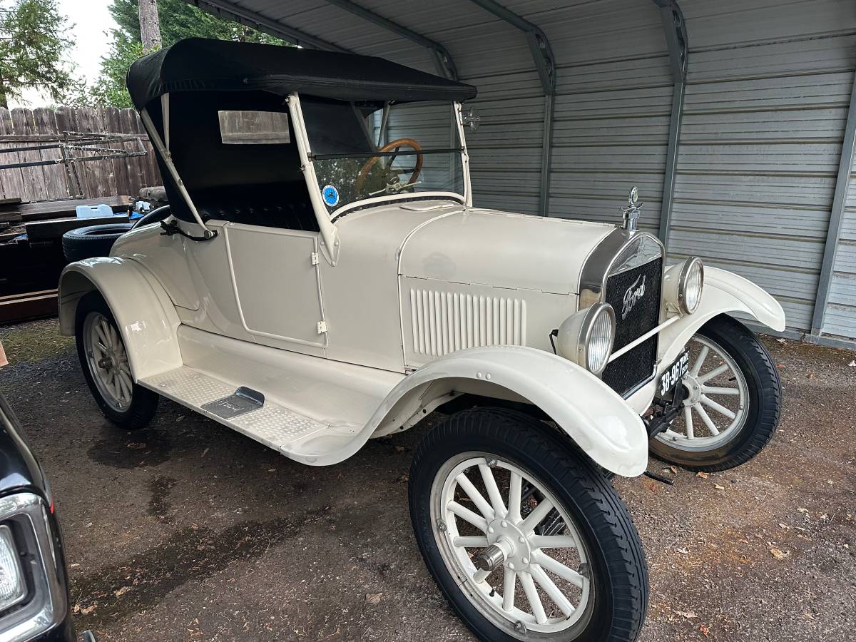 Ford-t-1926-white-17