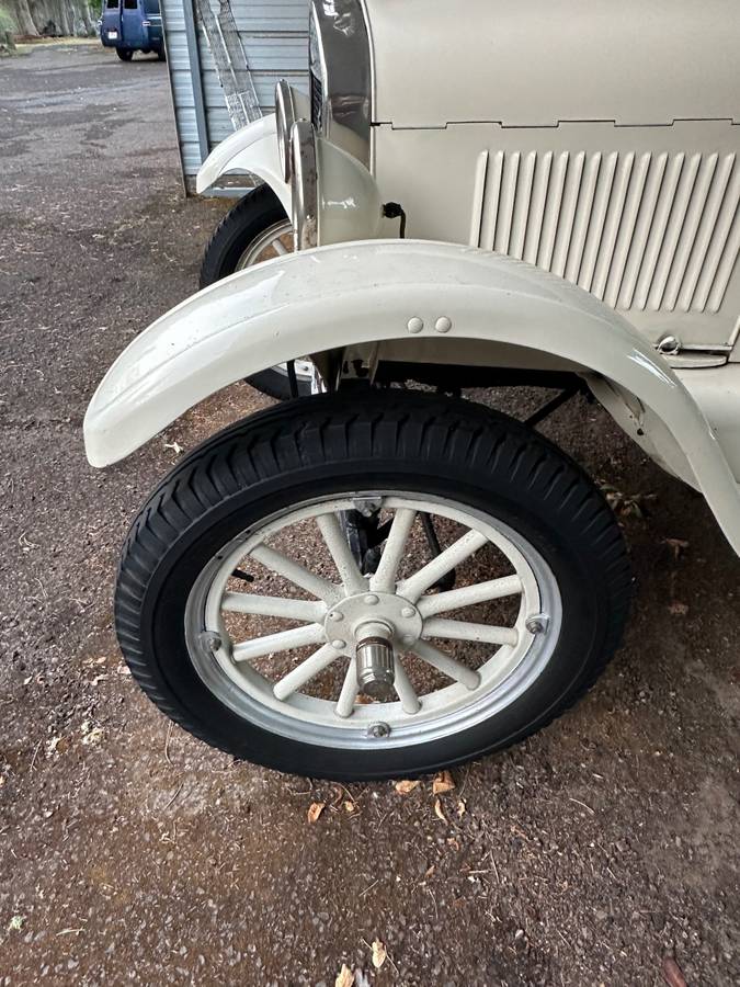 Ford-t-1926-white-3