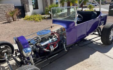 Ford-t-bucket-1928-purple-5