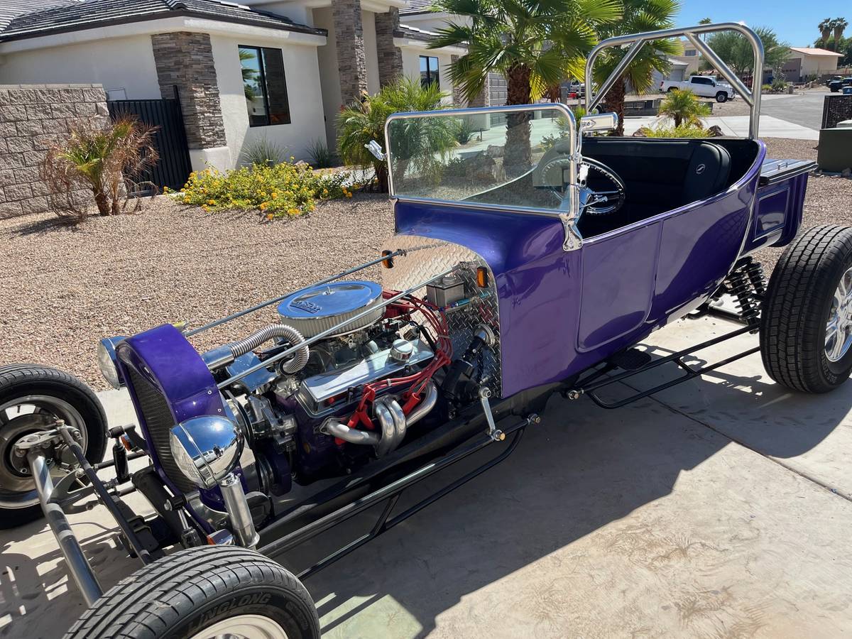 Ford-t-bucket-1928-purple-5