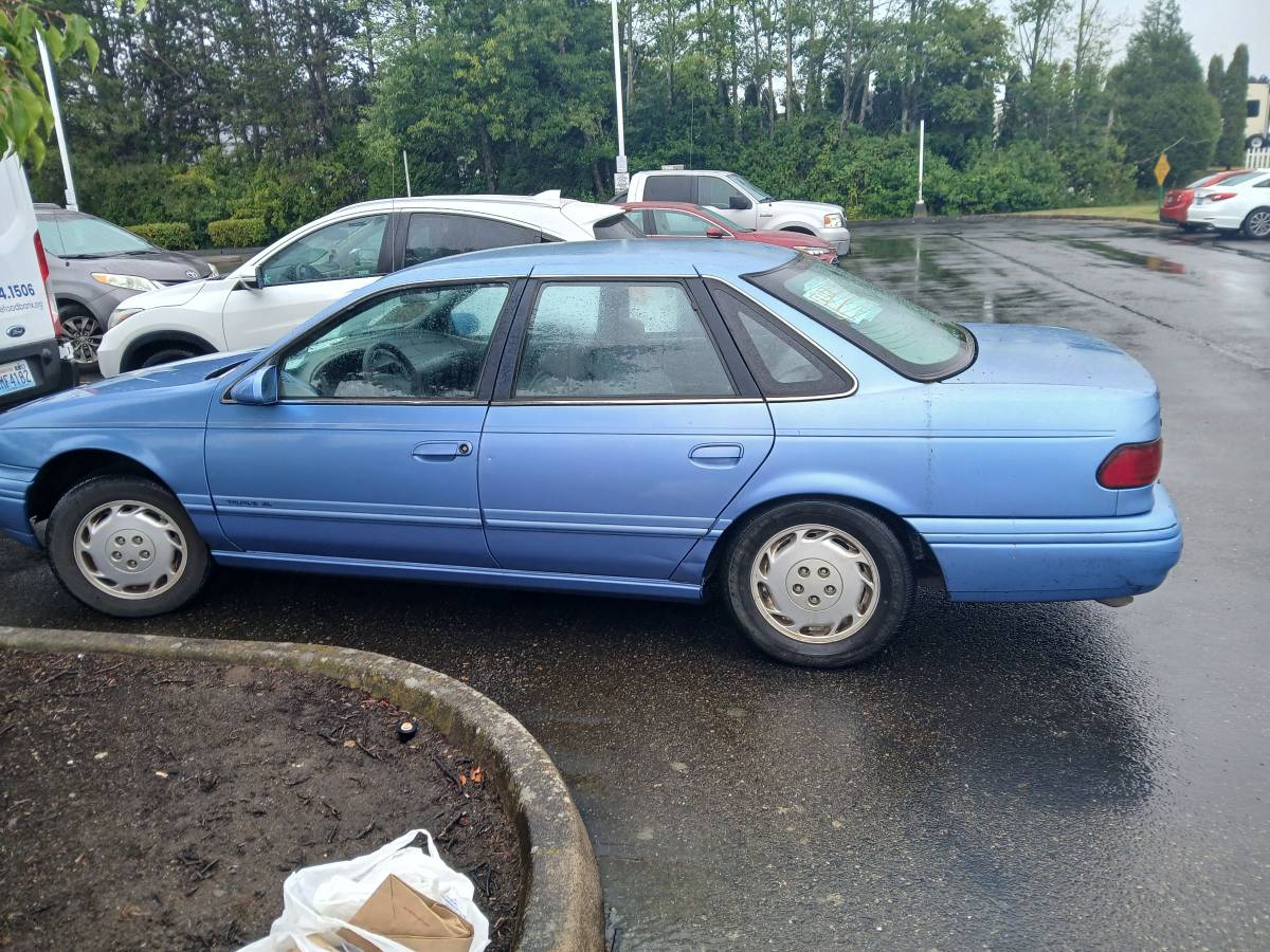 Ford-taurus-1995-blue-2