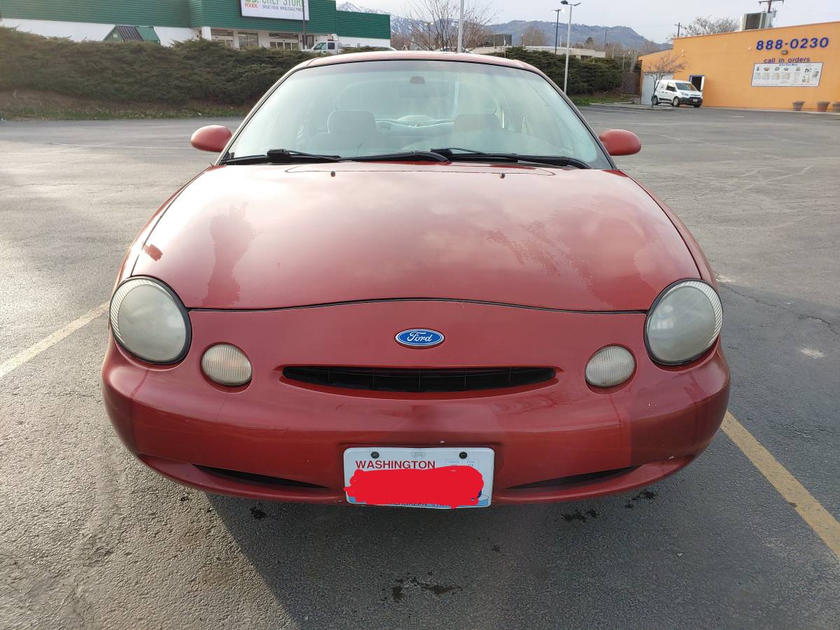 Ford-taurus-1996-red-6