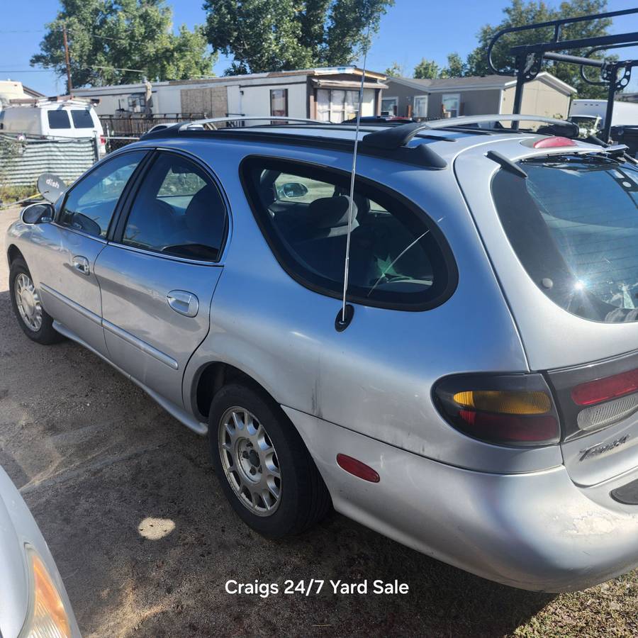 Ford-taurus-1996-silver-2