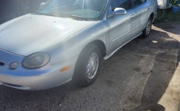 Ford-taurus-1996-silver