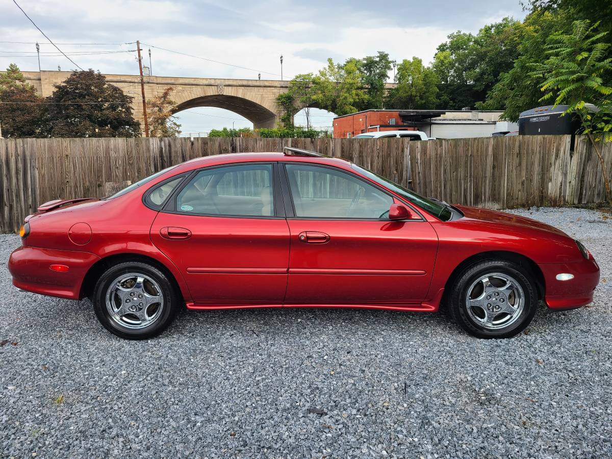 Ford-taurus-sho-1996-red-14