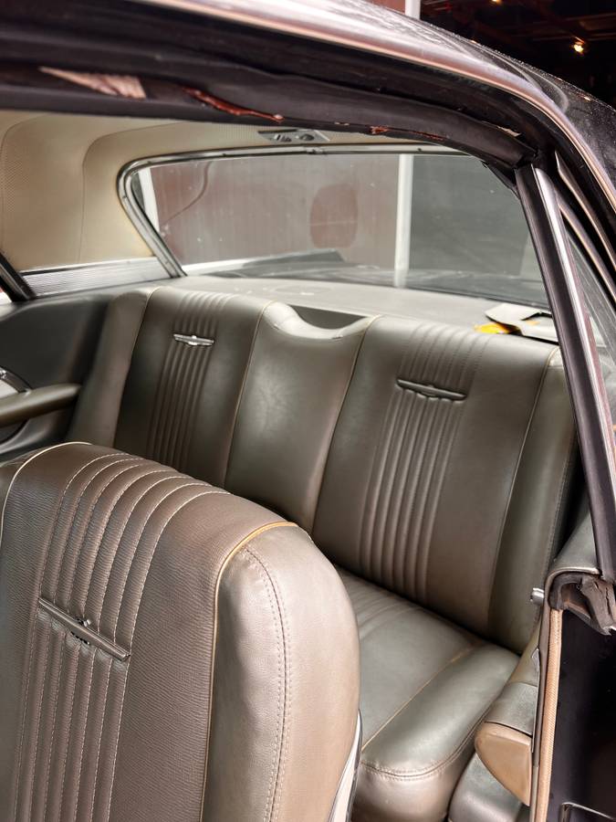 Ford-thundbird-1963-black-5