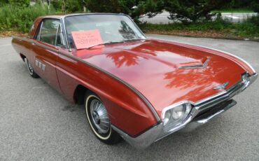 Ford-thunder-bird-1963-red-1