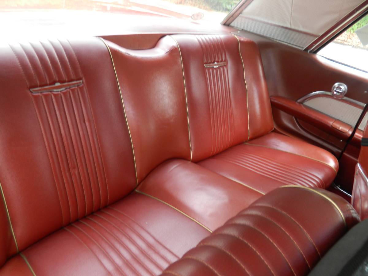 Ford-thunder-bird-1963-red-11
