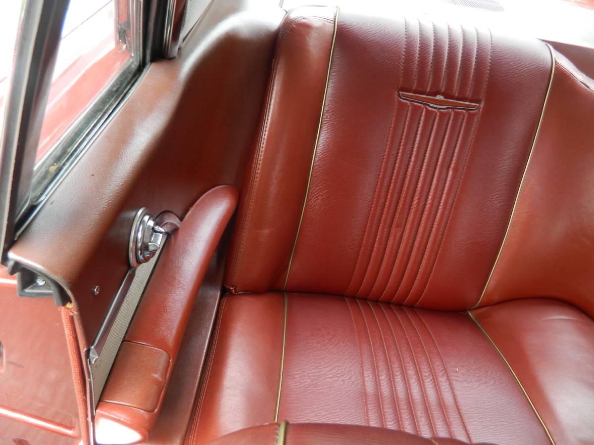 Ford-thunder-bird-1963-red-12