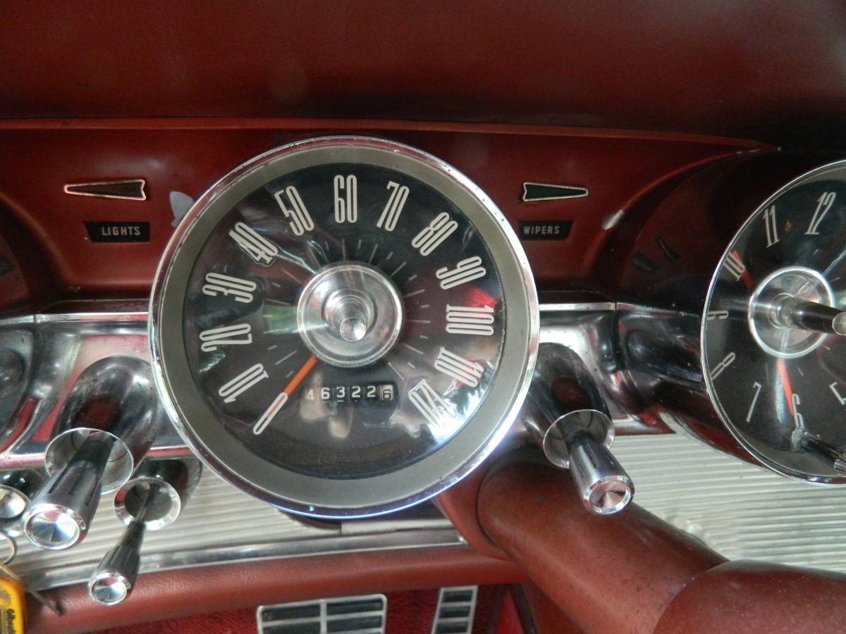 Ford-thunder-bird-1963-red-14
