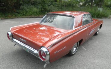 Ford-thunder-bird-1963-red-18